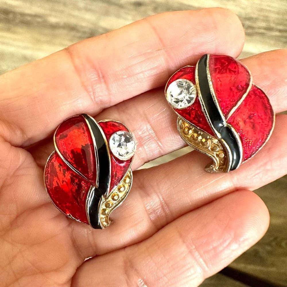 Red double heart vintage rhinestone clip on earrings